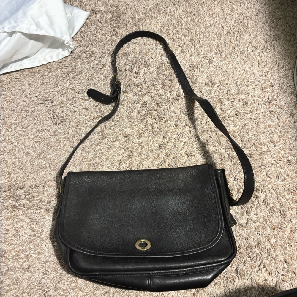 vintage coach shoulder bag